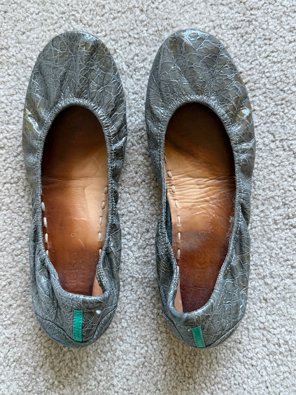 Tieks Grey Croc Patent Leather Ballet Flats size 9